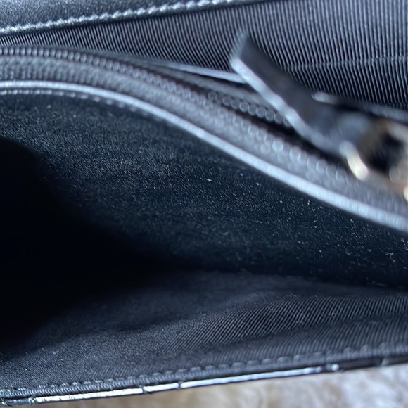 Authentic Chanel Classic Wallet On Chain - Picture 7 of 14